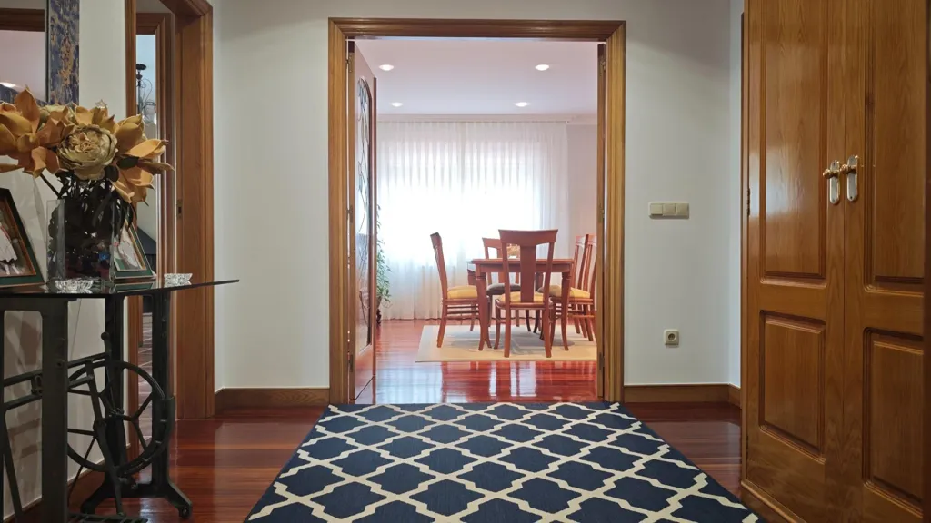 hallway_entrance