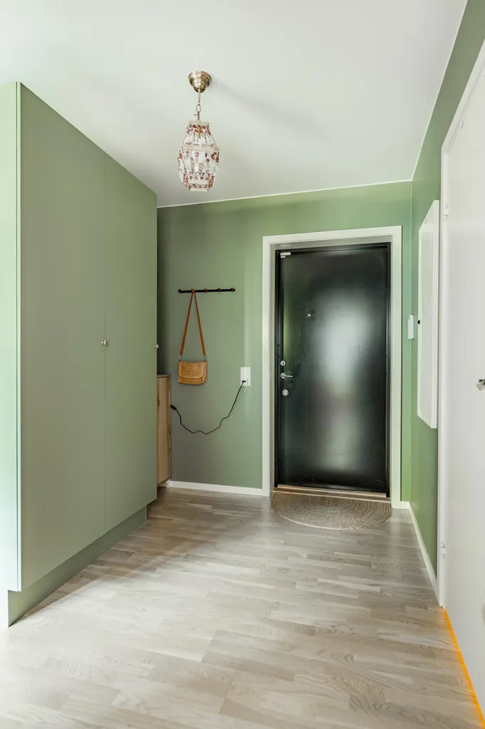 Entrée - Modern Ground-Floor Flat with Patio in Salabacke