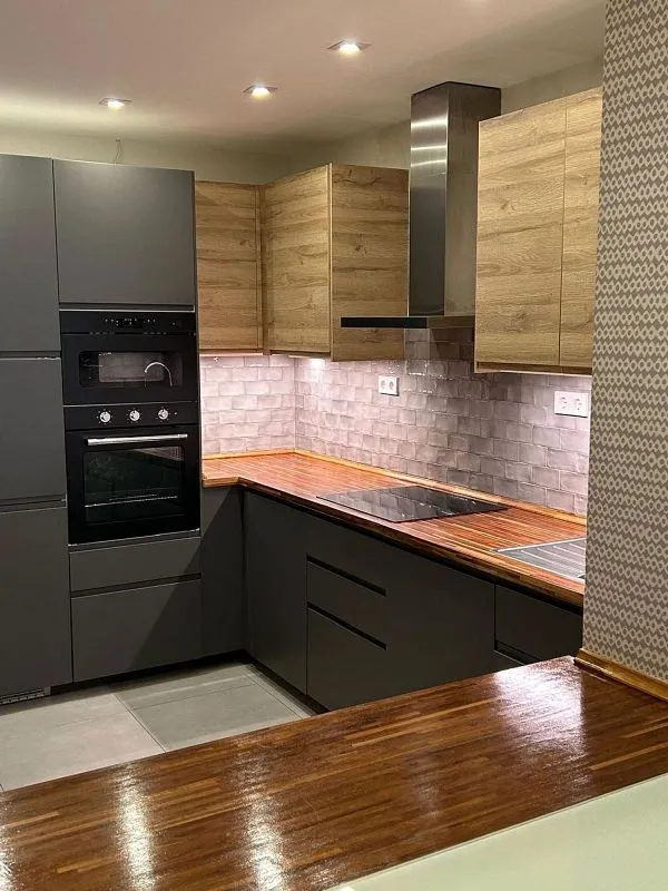 Cuisine - Furnished Flat with Balcony in Cortes - Huertas
