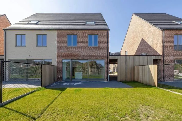 Extérieur - Maison Contemporaine avec Jardin à Noorderwijk