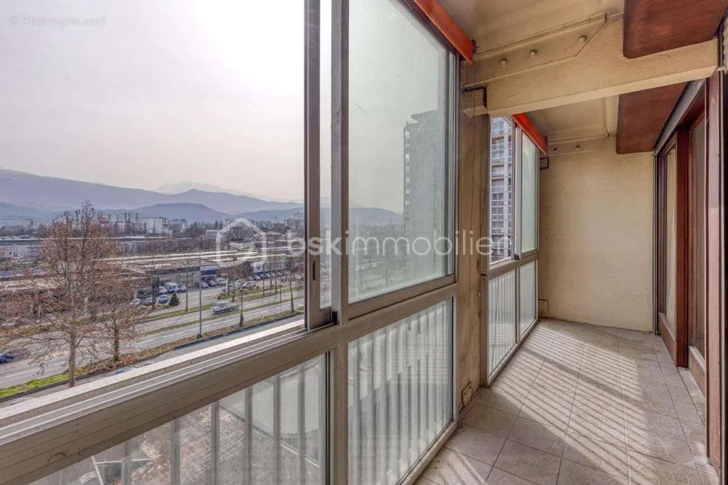 Balcon - Appartement T3 avec Balcon à Grenoble