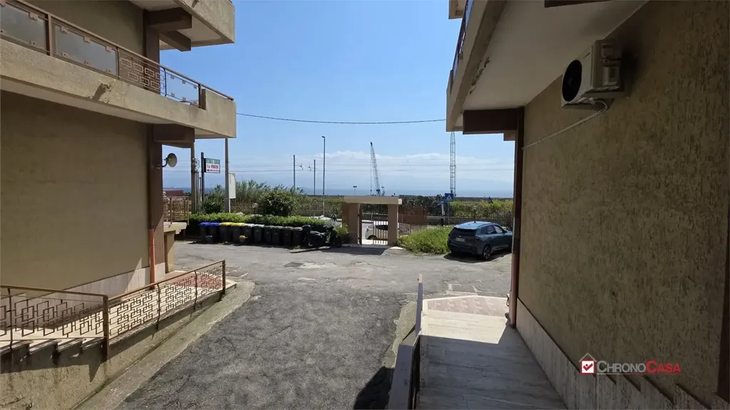 Välivaade - Panoramic Apartment with Balconies in Mili