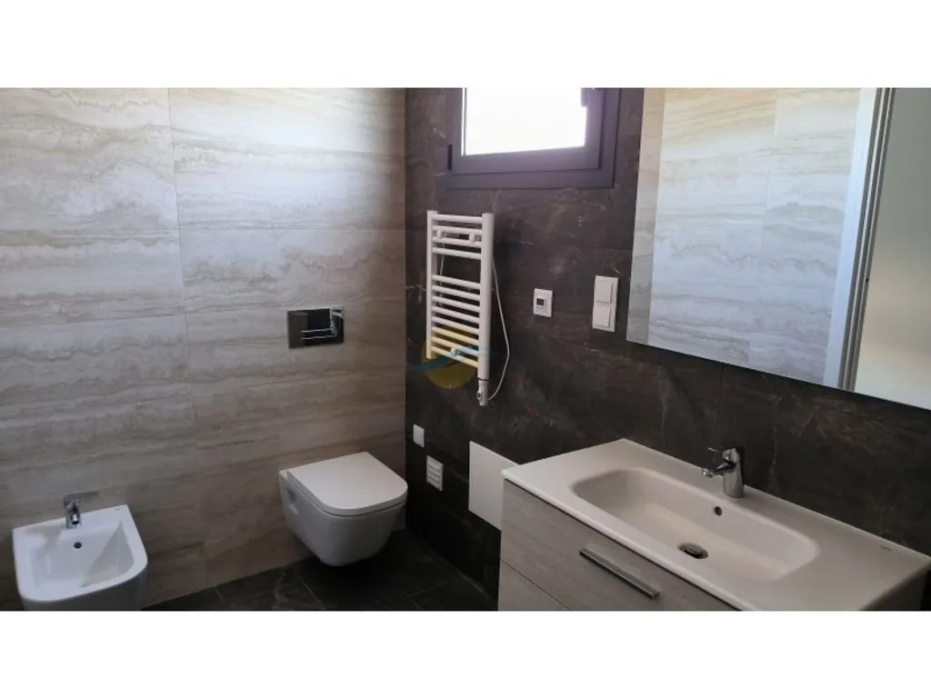 Bagni - New T4 Flat with Balcony in Portimão