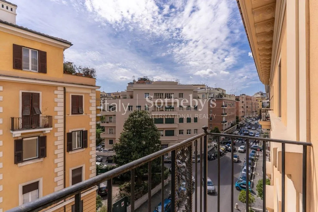 Balcon - Luxury Flat with Park View in Rome