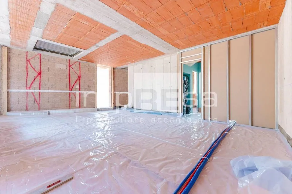 Toad - New Luxury Villa with Private Garden in Silea