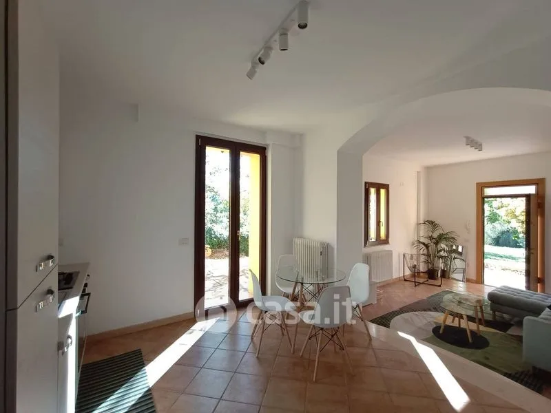 Salle à manger - Modern Trilocale with Garden in Pesaro