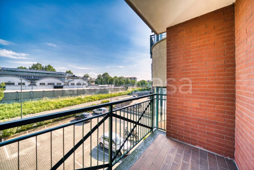 Rõdu - Apartment with Parking in Torino