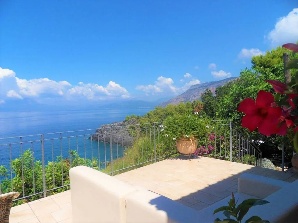 Terrace - Villa with Seafront Access in Maratea