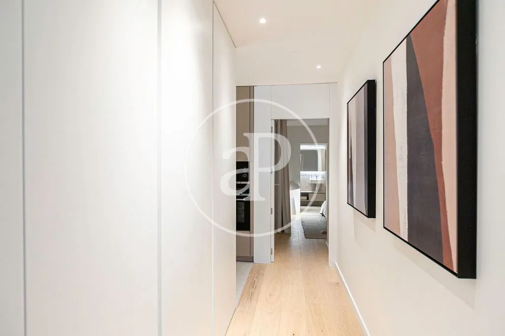 Ingresso - Luxury 2-Bedroom Apartment in Eixample, Barcelona