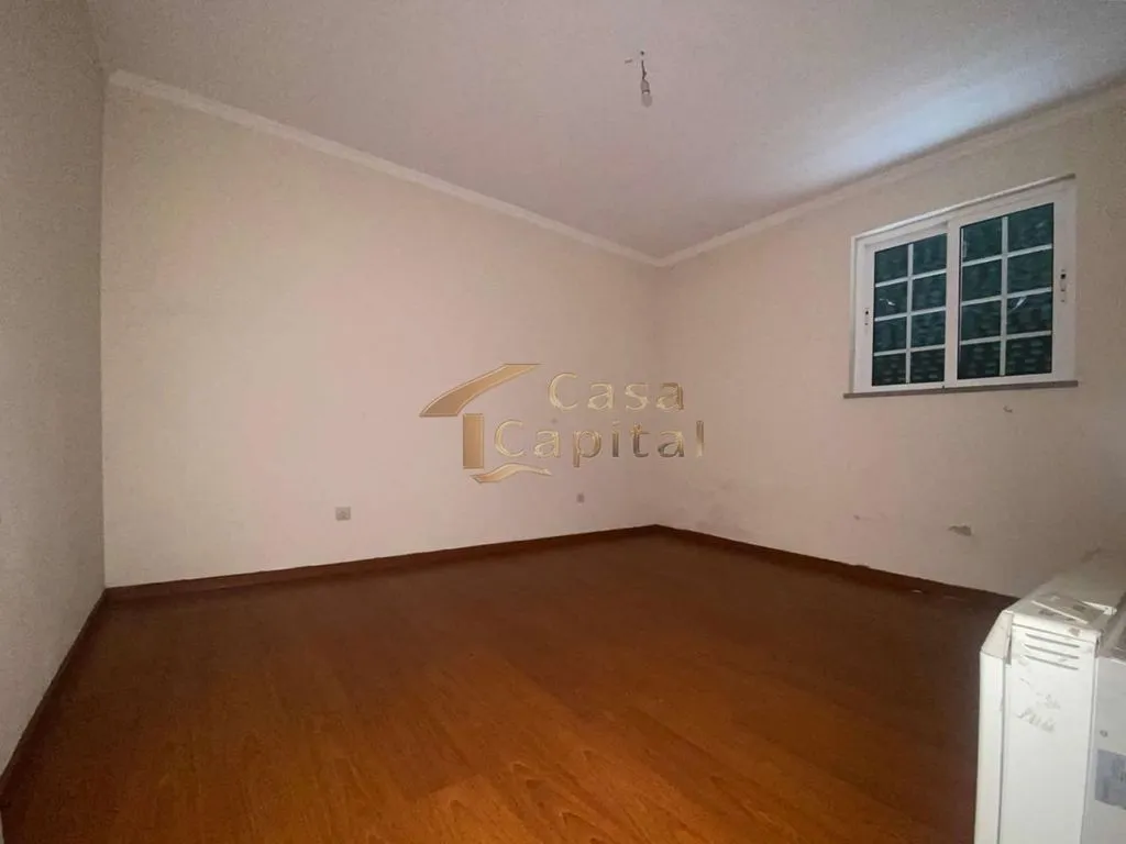 Toad - Luxury House with City Views in Vila Real