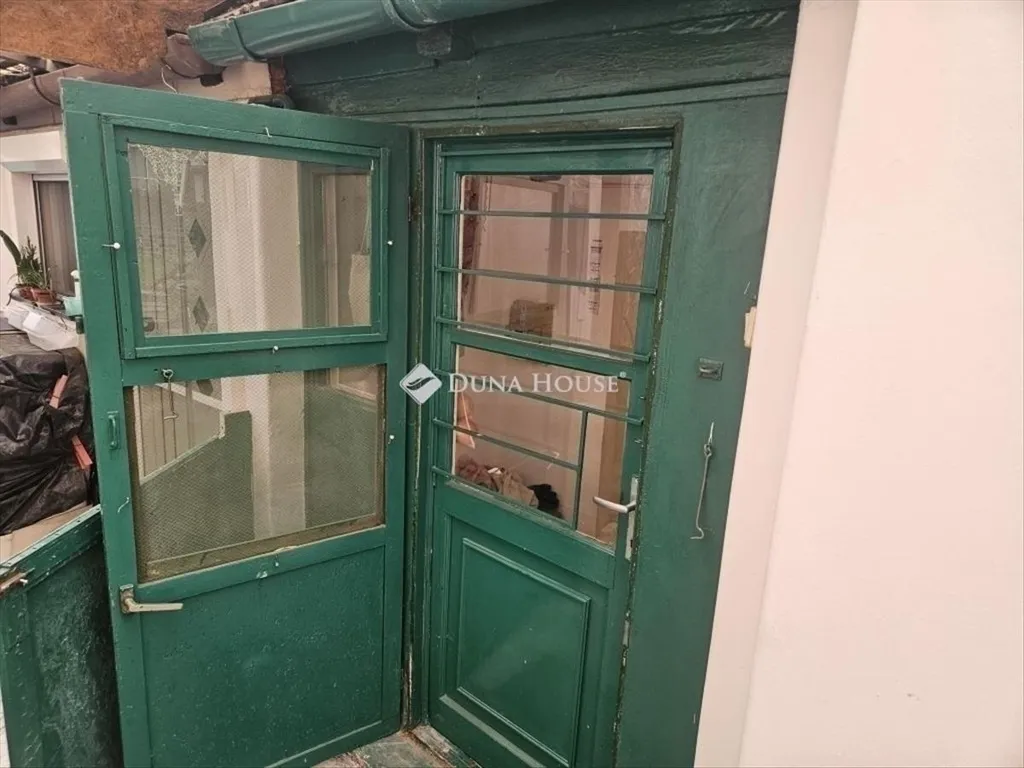 Esik - Quiet Flat with Garden in Budapest XV