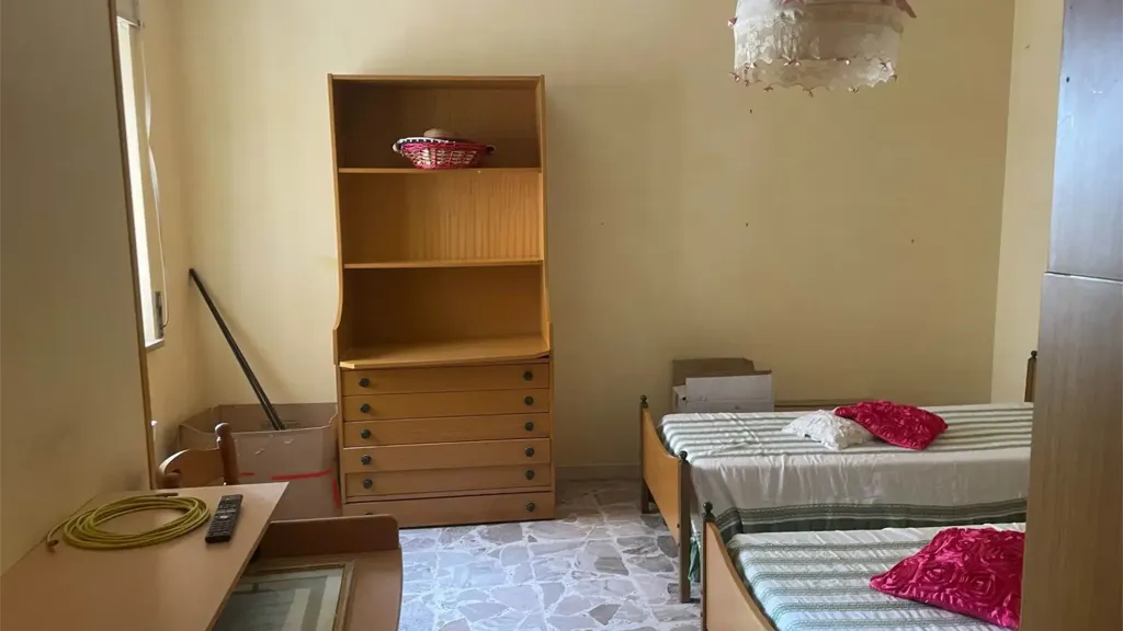 Magamistoad - Spacious Flat in Quiet Area, Siracusa