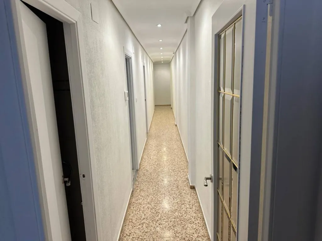 hallway_entrance