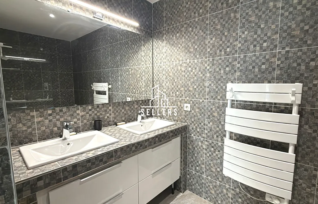 Vannitoad - Modern Flat with Balcony in Boulogne Billancourt