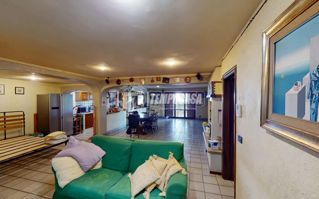 Séjour - Elegant Villa with Two Units in Camerata Picena