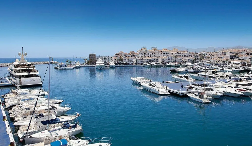 Terrasse - Luxury Flat with Panoramic Views in Marbella