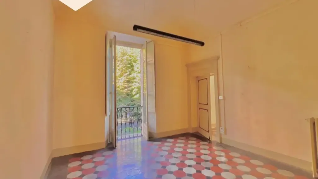 Hallway - Central Apartment with Balconies in Acqui Terme