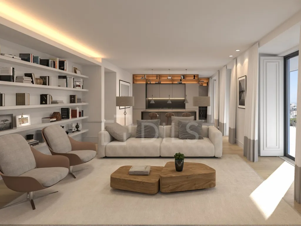 Penthouse with Terrace in Monte Estoril