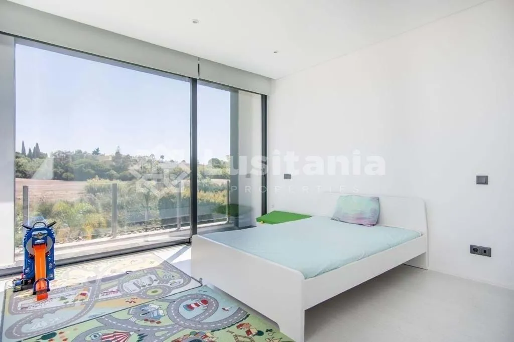 Bedrooms - Luxury Villa Next to Golf Course in Vilamoura