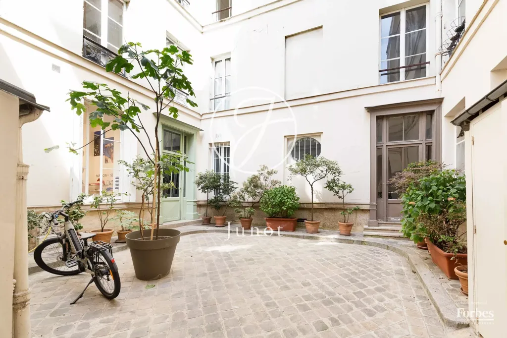 Garden - Duplex with Terrace near Garnier Opera, Paris