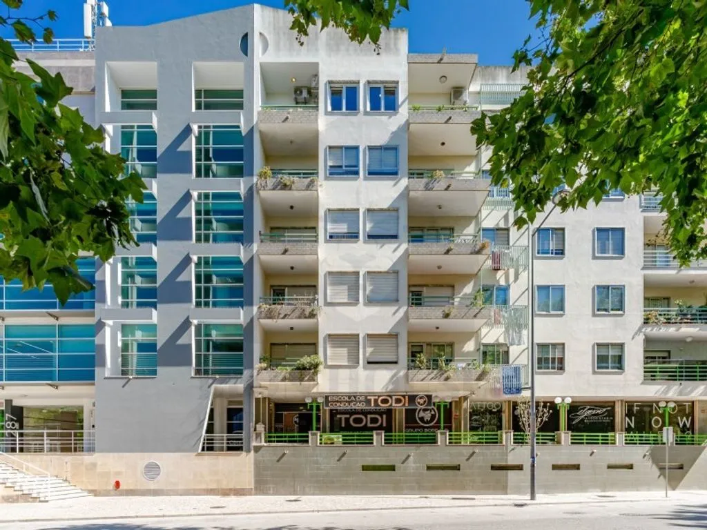 Välivaade - Luxury Flat with East-West View in Setúbal