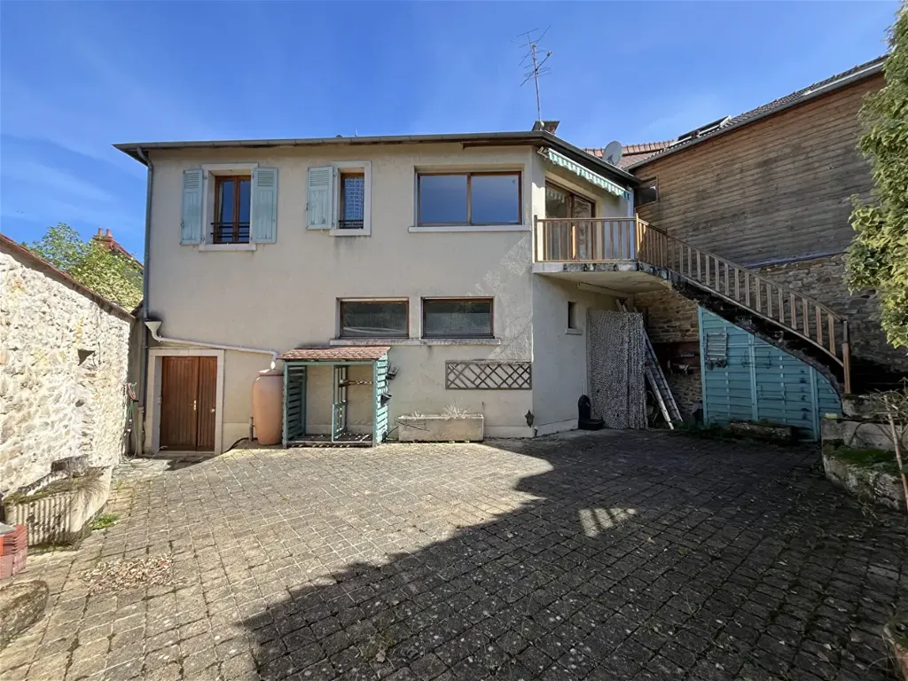 13-room apartment in Decize