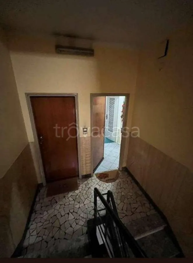 hallway_entrance