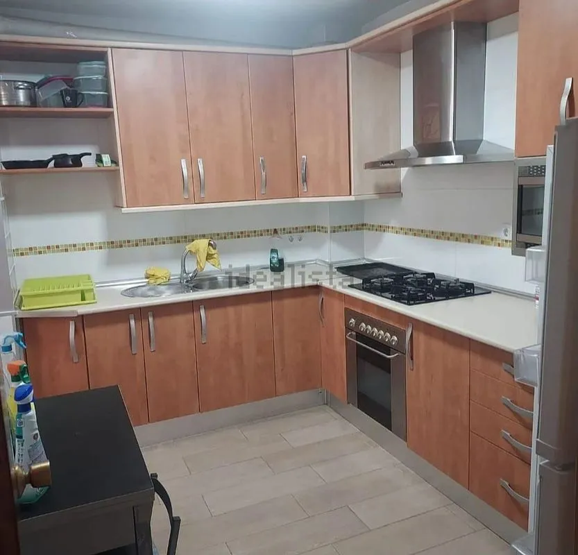 Cuisine - Student Flat with Balcony in Almería Centre
