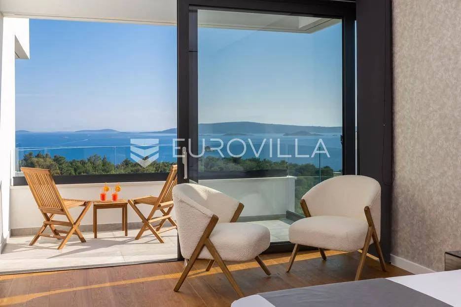 Chambres - Luxury Villa with Pool and Views in Seget, Trogir