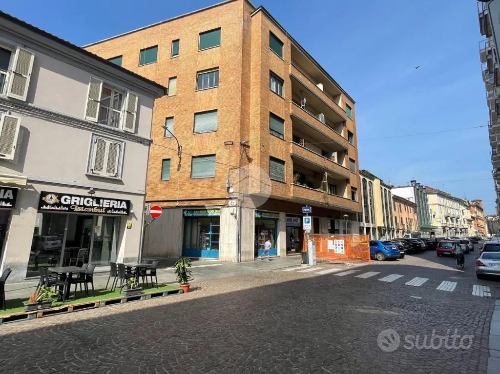 Esterno - Triplex with Balcony in Asti's Historic Centre