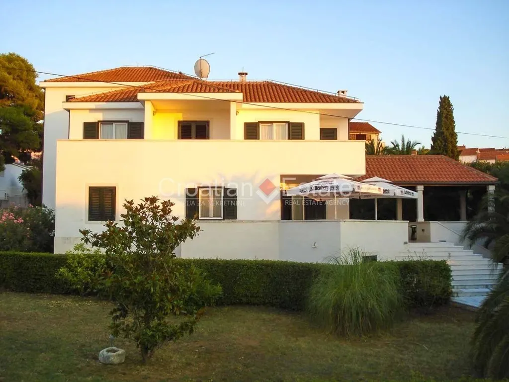 Välivaade - Sea View House with Garden in Postira, Brač