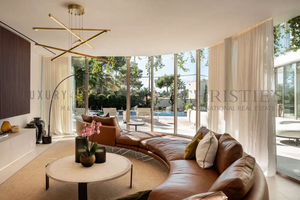 Living Room - Contemporary Villa with Sea Views in Bendinat