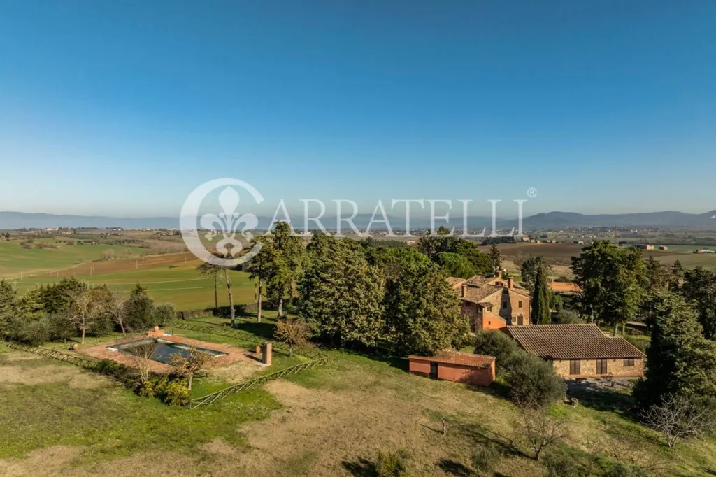 Õhuvaade - Rustic Casale with Pool in Castiglione del Lago