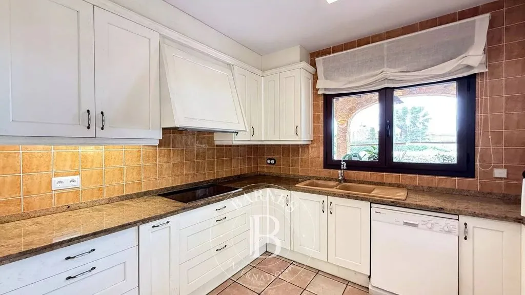 Cuisine - Luxury Sea-View House in Argentona