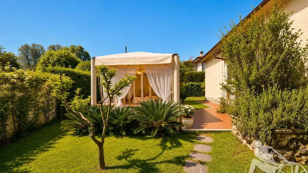 Jardin - Rustic Villa with Garden in Forte Dei Marmi
