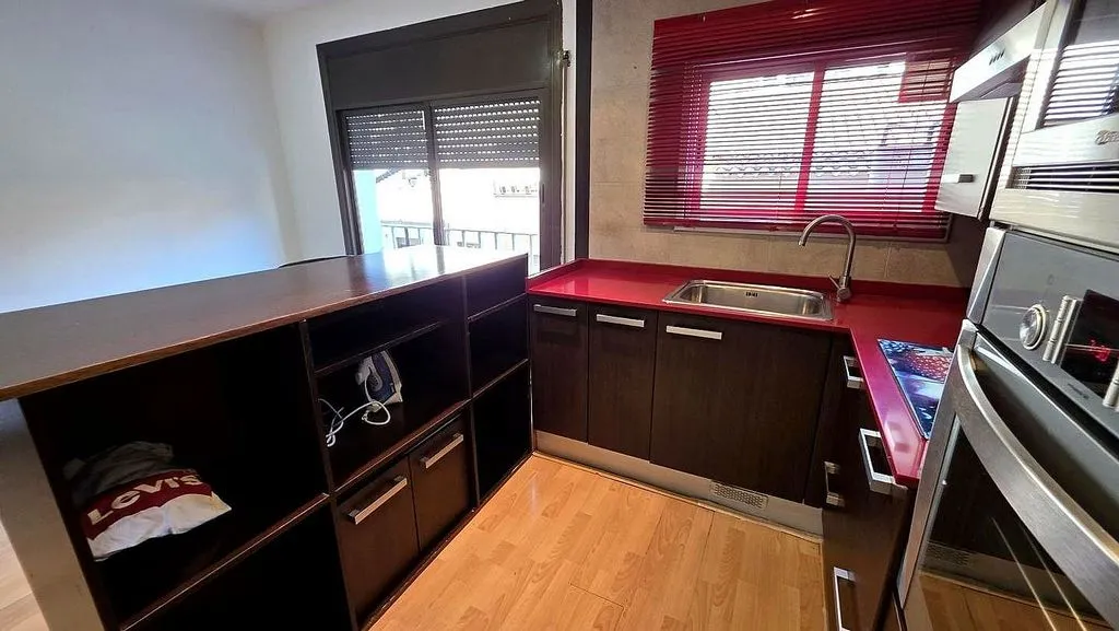 2-Bedroom Apartment with West View in Egara