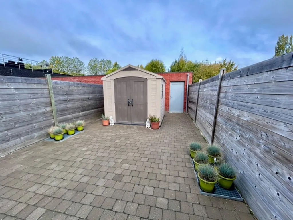 2-bedroom apartment in Meerbeke