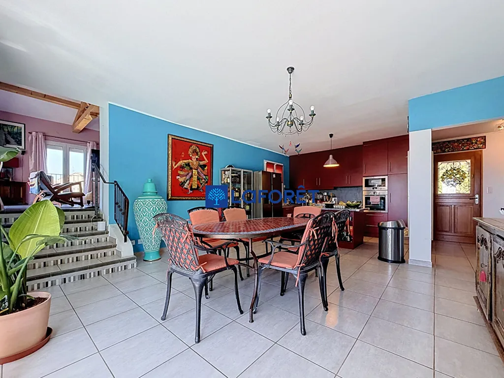 Salle à manger - Villa avec Vue Mer et Piscine à Carqueiranne