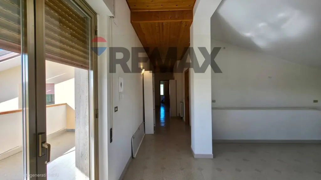 hallway_entrance