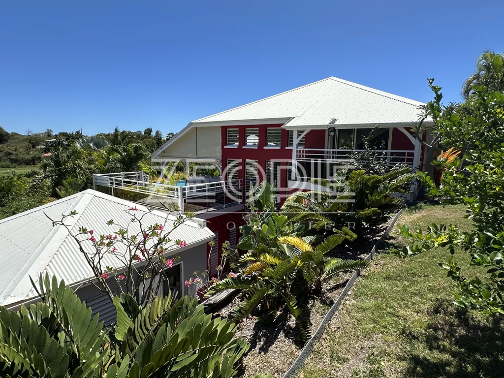 Extérieur - Villa d'Architecte avec Piscine à Saint-François