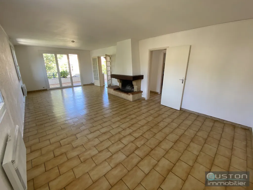 Elutuba - Villa Top Floor with Terrace in Lamalgue