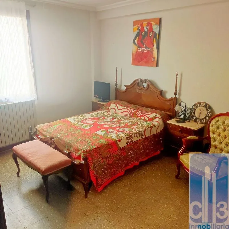 Chambres - Apartment with Balcony in Barbastro