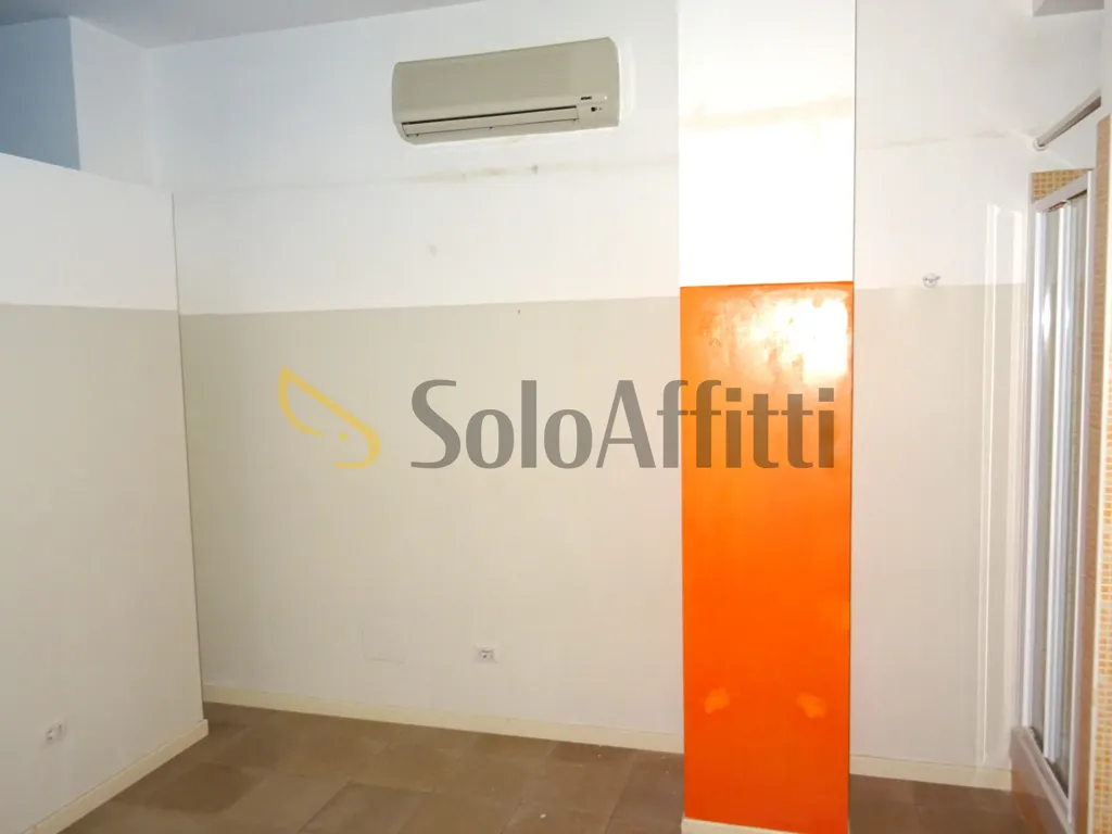 Pièces - Office with Reception and Storage in Senigallia