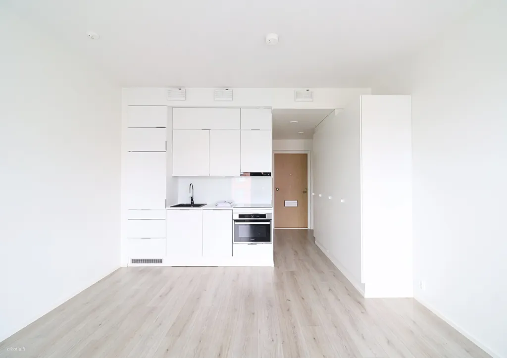 Cuisine - Spacious One-Bedroom Flat with Balcony in Leppävaara