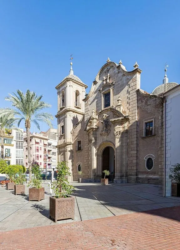 Apartment with Balcony in Murcia Centre