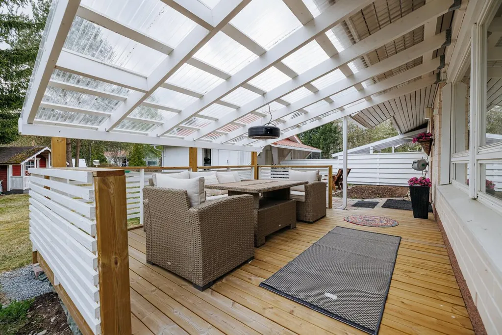 Terrace - Spacious Apartment with Sauna in Hyllykallio