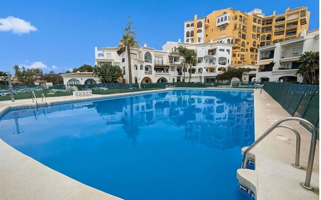 Bassein - Penthouse with Pool in Puerto Cabopino
