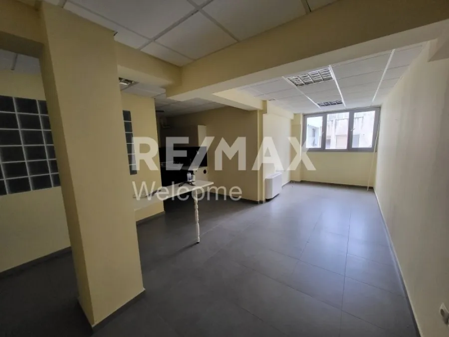 Toad - Fully Renovated Apartments with City View in Thessaloniki