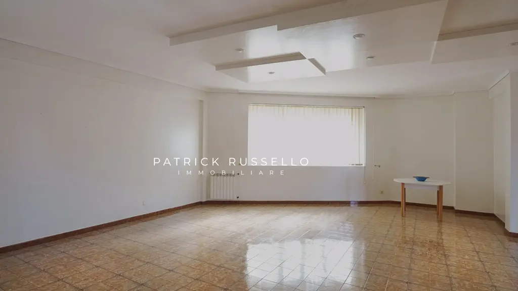 Elutuba - Spacious Apartment with Triple Exposure in Caposoprano, Gela