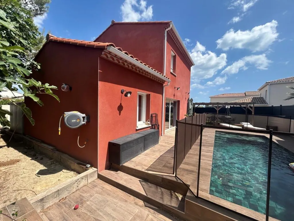 Pool - Mediterranean Villa with Pool in Bouzigues